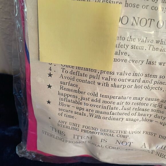 Bubble Tape Bubble Gum Blow up Raft with a Rice Krispie boom box float - Picture 13 of 14